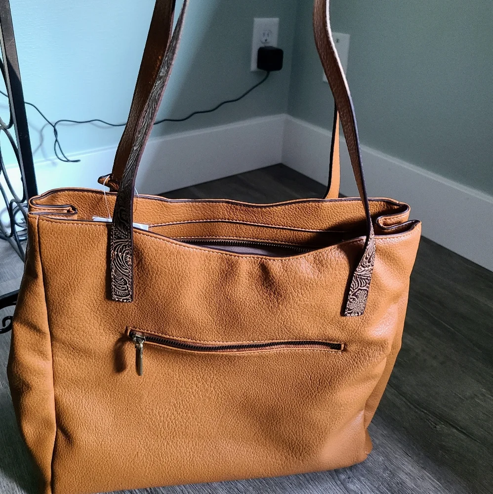 NWT Darcy Marks London Vegan Leather Cognac Shoulder Purse - Picture 3 of 16